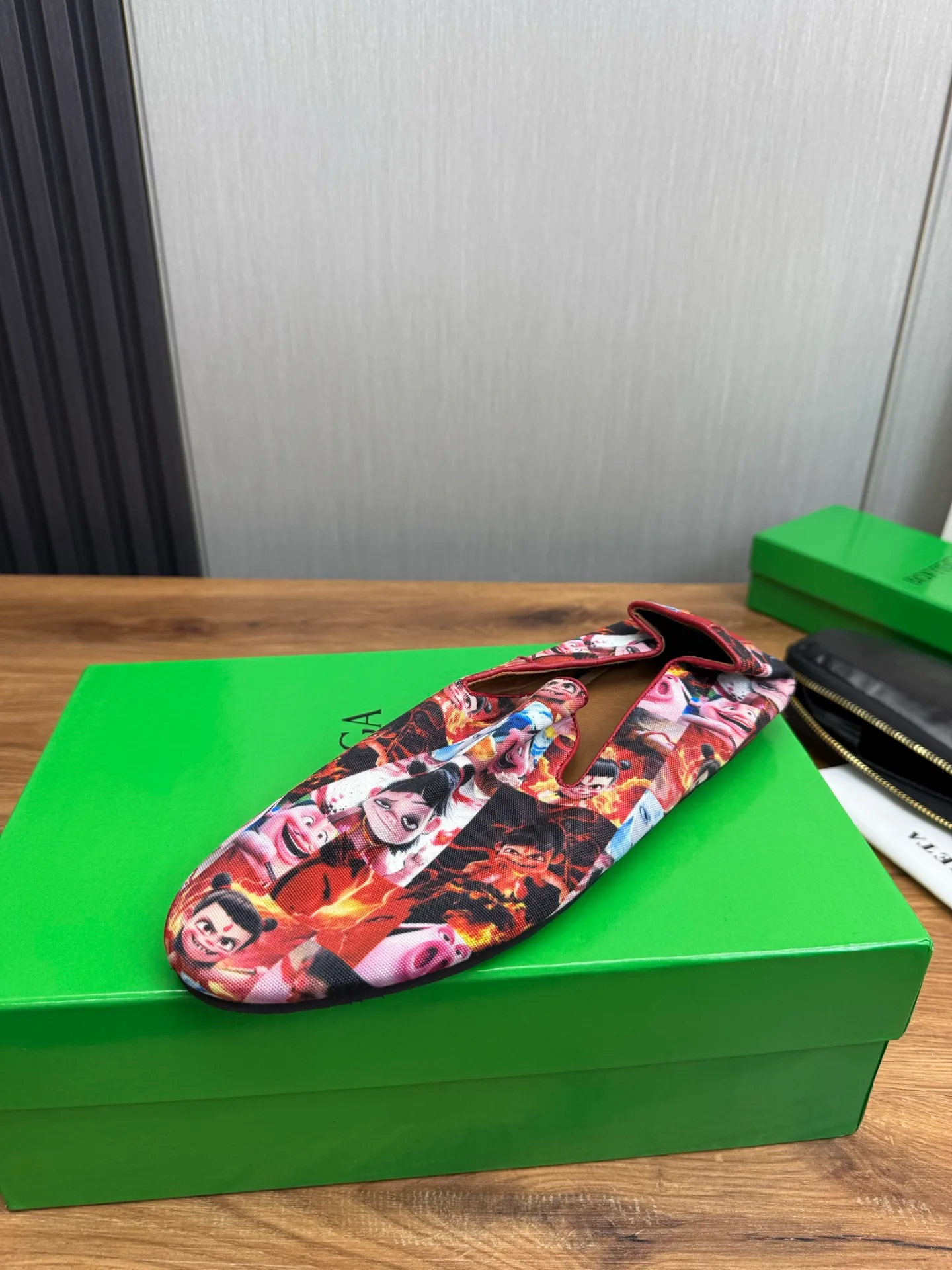 Men's shoes 💰460💰 BV - popular wallet shoes 👟 Casual, fashionable and comfortable 🔗 Good partner for travel ✅ Imported Nezha series printed fabric + imported cowhide. Original rubber outsole, available all year round 👏 Size: 38-45 (38.45 custom-made, non-refundable)